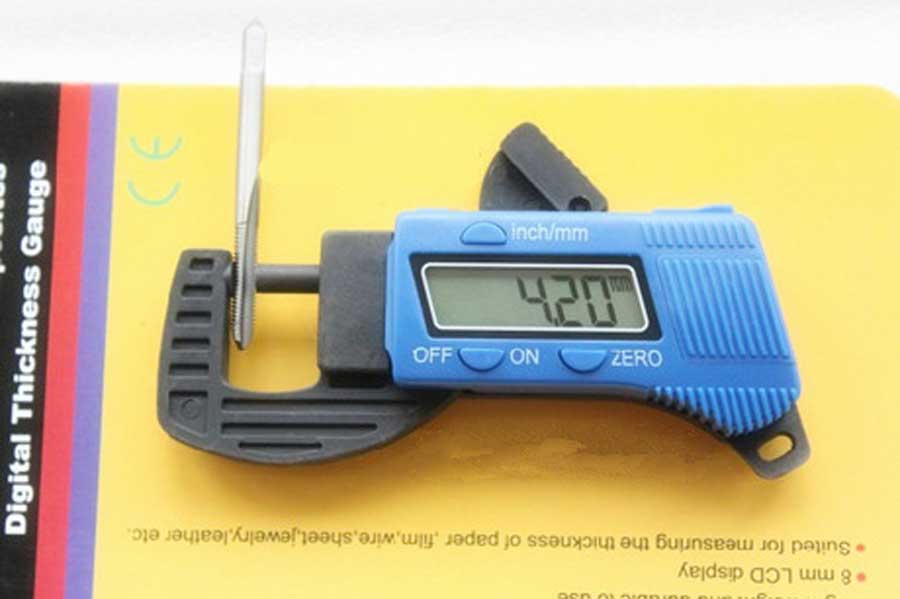Digital Thickness Gauge Meter Tester Micrometer 0 To 12.7MM ce 
